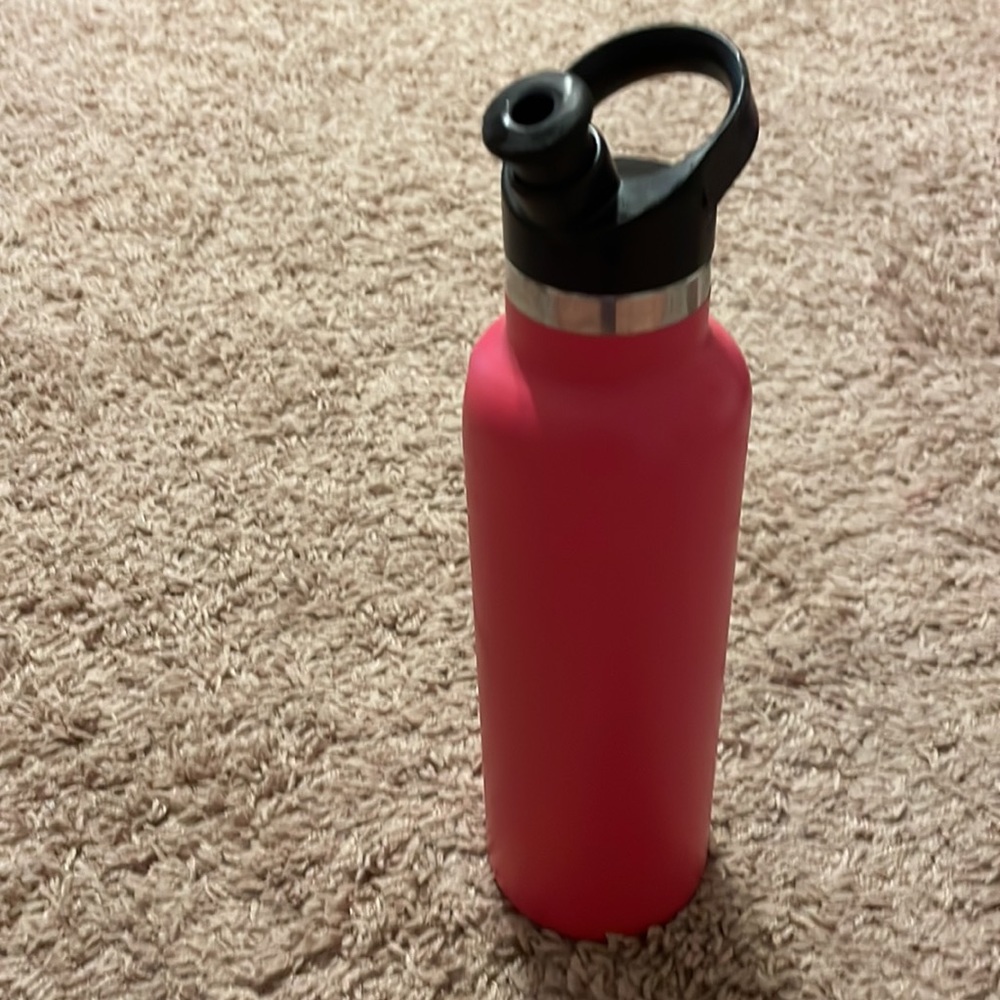 Pink hydro flask - Picture 3 of 5